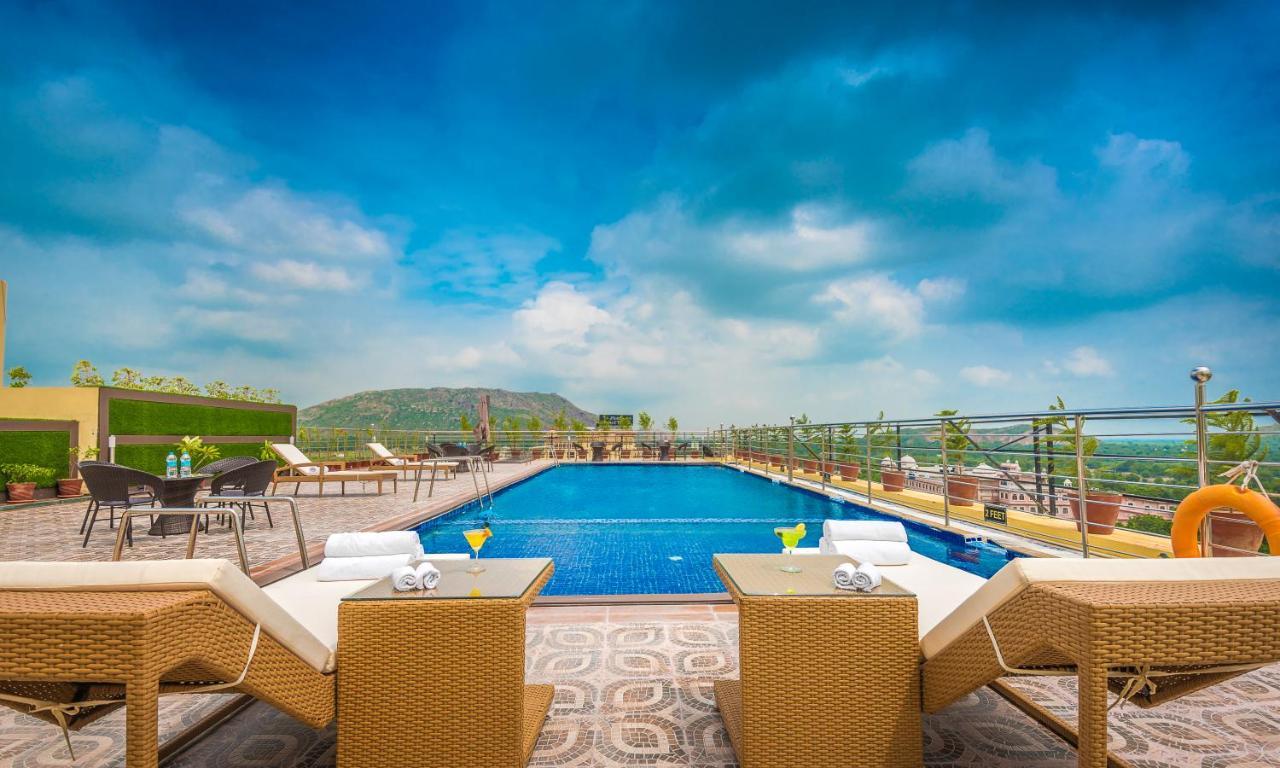 Clarion Inn Jaipur Kukas Luaran gambar