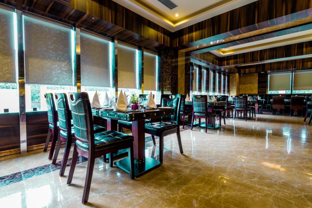 Clarion Inn Jaipur Kukas Luaran gambar