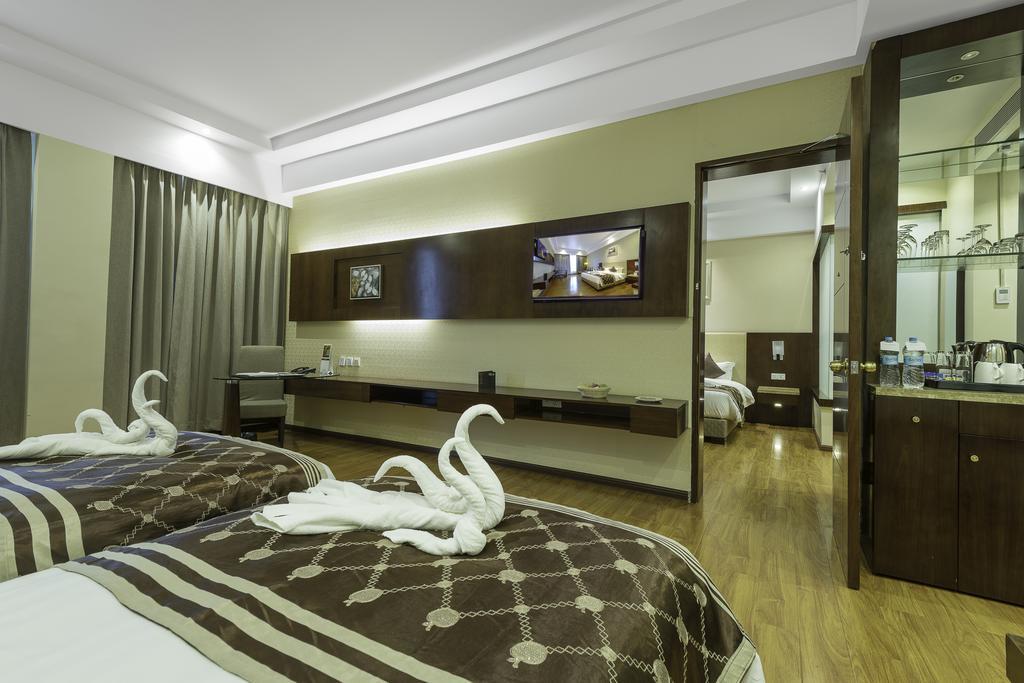 Clarion Inn Jaipur Kukas Luaran gambar